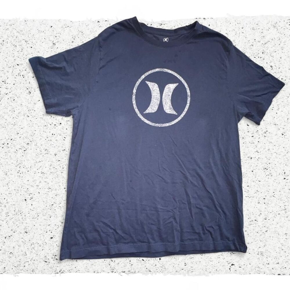 Hurley Men's Blue and Navy T-shirt